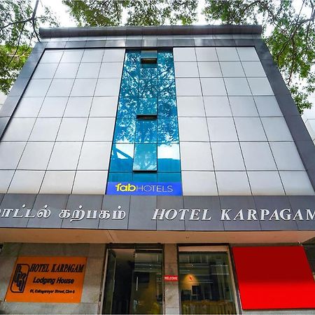 Fabhotel Karpagam - 900M From Nehru Stadium Kójamputtúr Exteriér fotografie