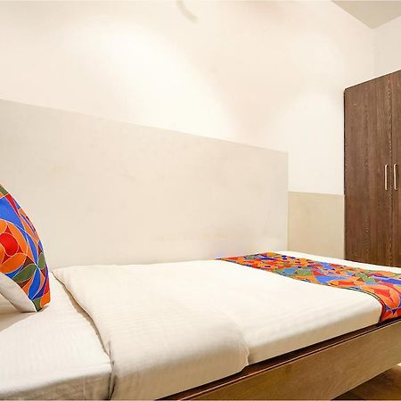 Fabhotel Karpagam - 900M From Nehru Stadium Kójamputtúr Exteriér fotografie